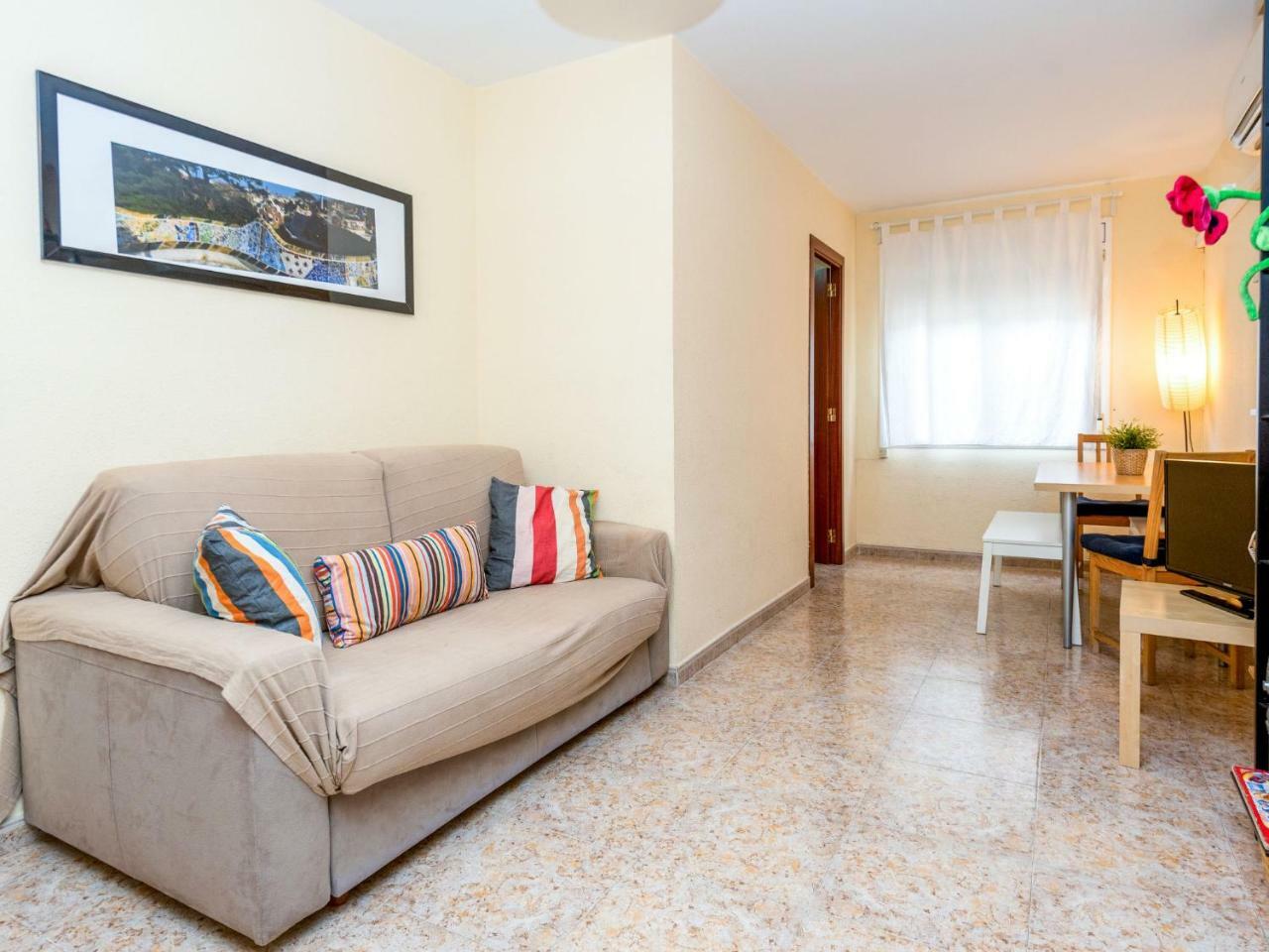 Apartment Camp Nou- Travessera De Les Corts By Interhome Barcelona Luaran gambar